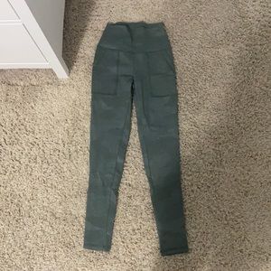 Aerie Green/Blue Camouflage Athletic Pants